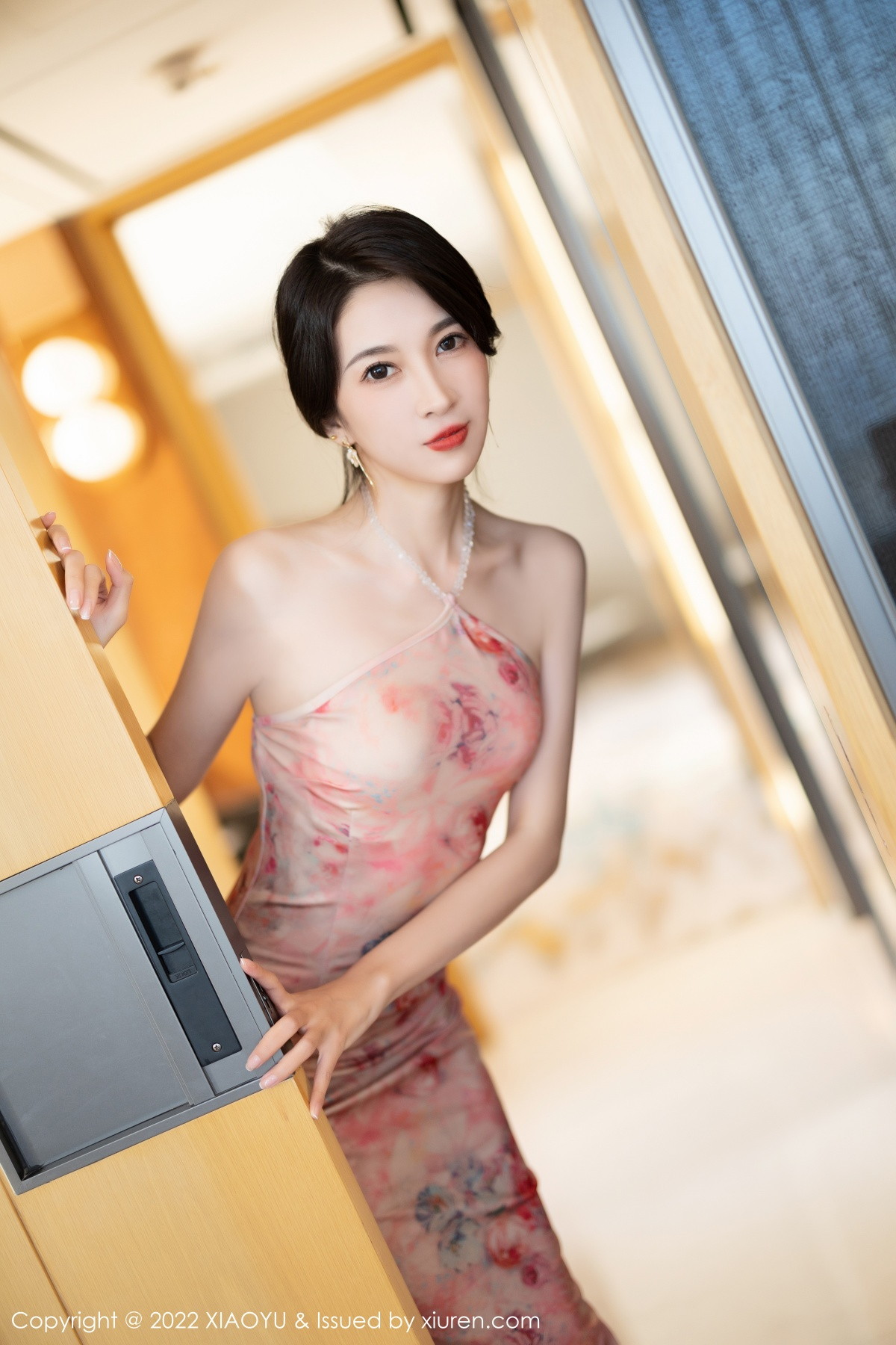 xgyw.top_[XiaoYu画语界]Vol.891_模特林乐一半脱浅色花纹连衣长裙露性感内衣肉丝吊袜诱惑写真83P