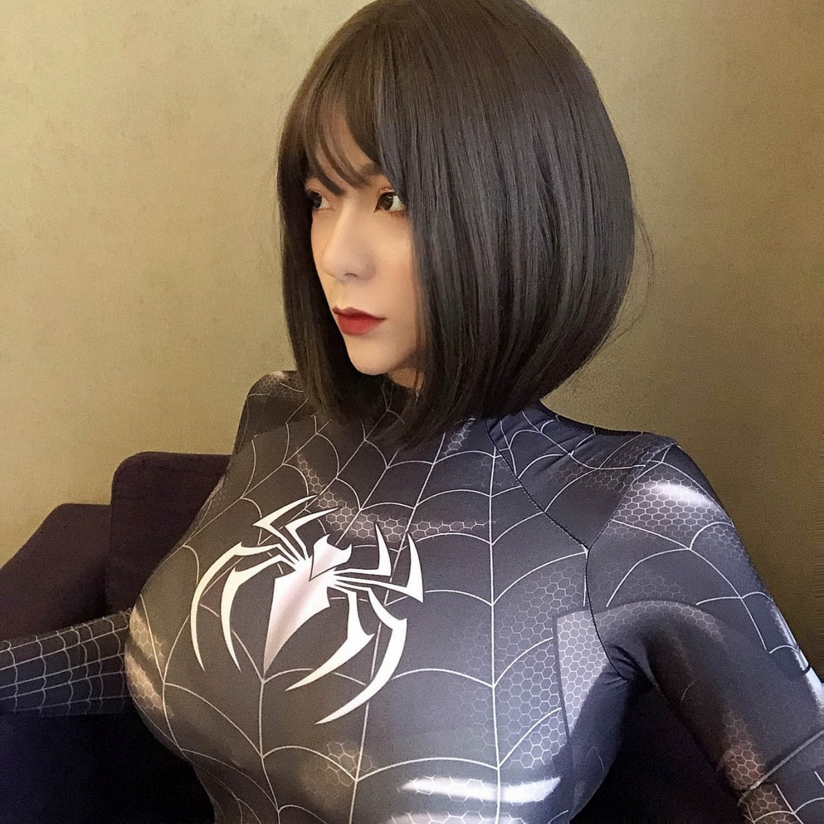 xgyw.top_网络美女奶兔biubiu蜘蛛侠妹妹主题性感黑色蜘蛛侠服饰紧身秀完美身材诱惑写真87P