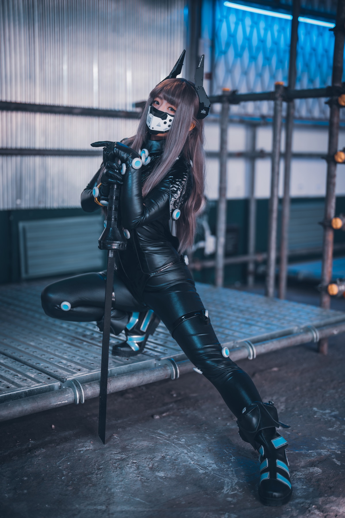 xgyw.top_[DJAWA]No.213_模特Maruemon_GantZ Version主题脱皮衣露黑色皮质情趣内衣诱惑写真151P