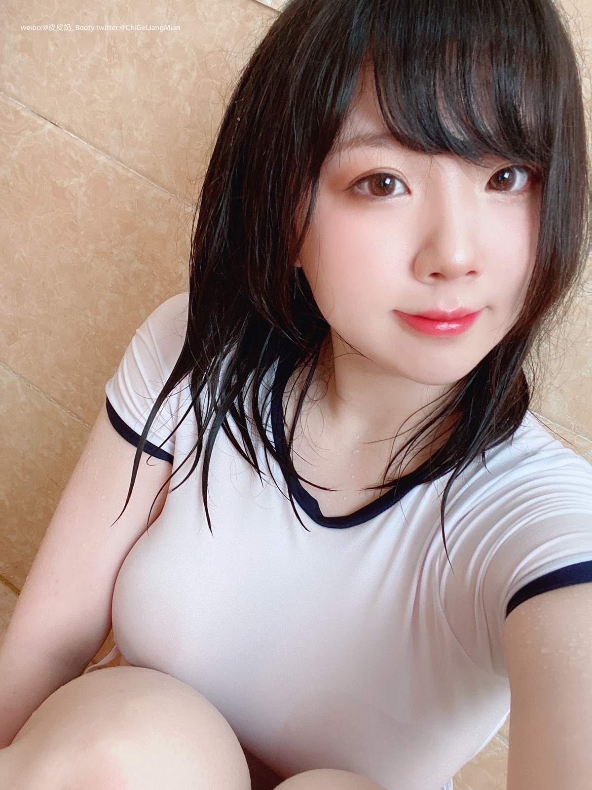 xgyw.top_网络美女皮皮奶高叉体操服主题私房浴室白色薄透连体衣湿身秀傲人豪乳诱惑写真82P