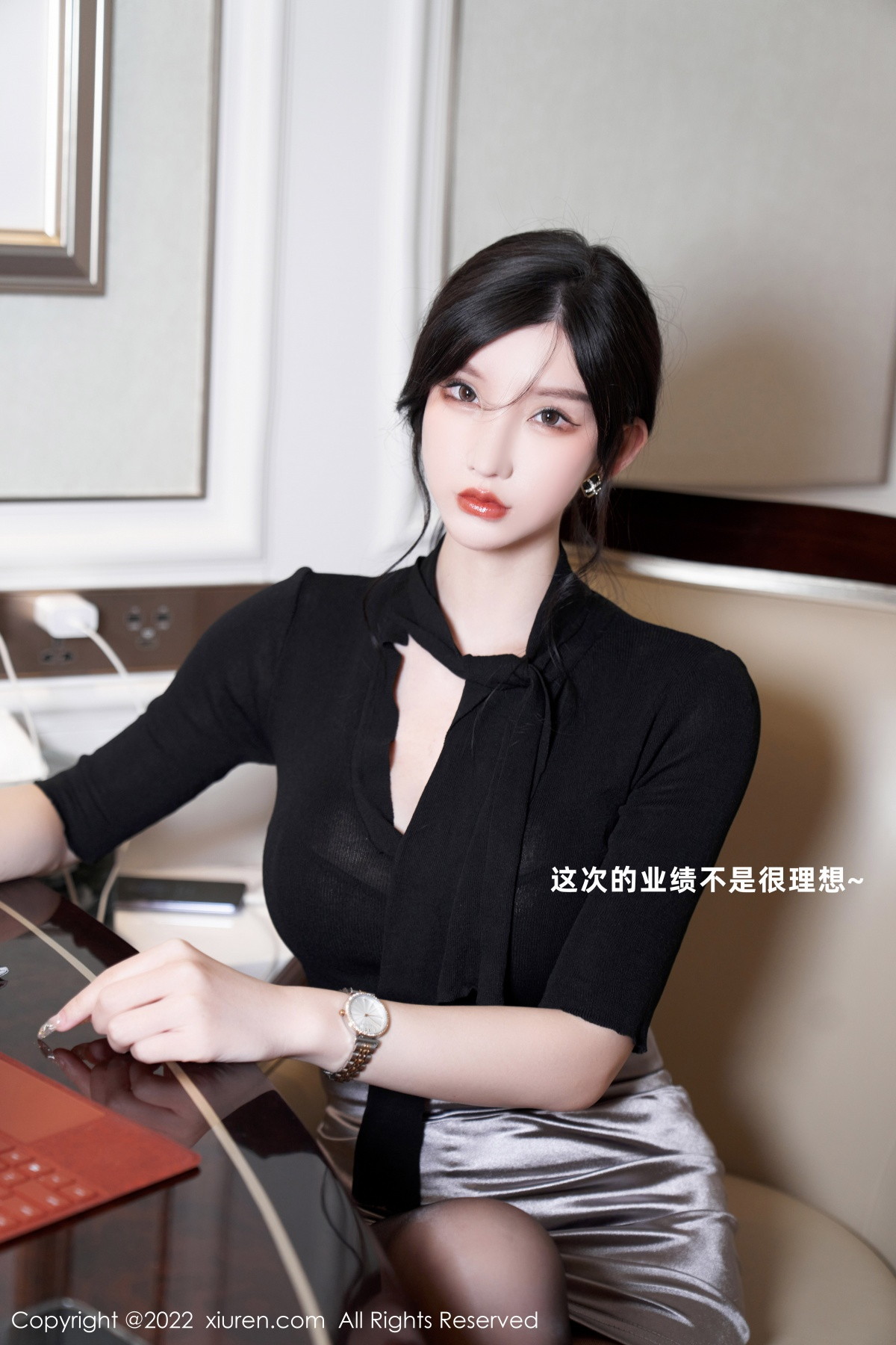 xgyw.top_XiuRen第5777期_女神周于希Sally黑上衣配浅色短裙露超薄闪亮黑丝极致魅惑写真89P