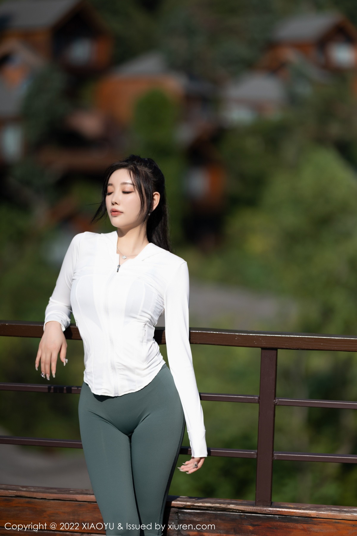 xgyw.top_[XiaoYu画语界]Vol.892_女神杨晨晨Yome性感白色外衣配紧身长裤秀完美身材诱惑写真95P