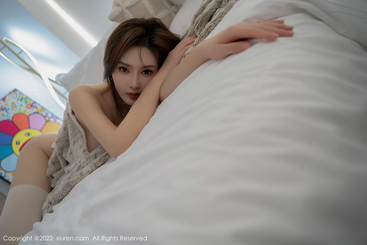 xgyw.top_XiuRen第5787期_女神奶瓶土肥圆私房性感睡袍露米色长筒袜秀丰满身材诱惑写真94P
