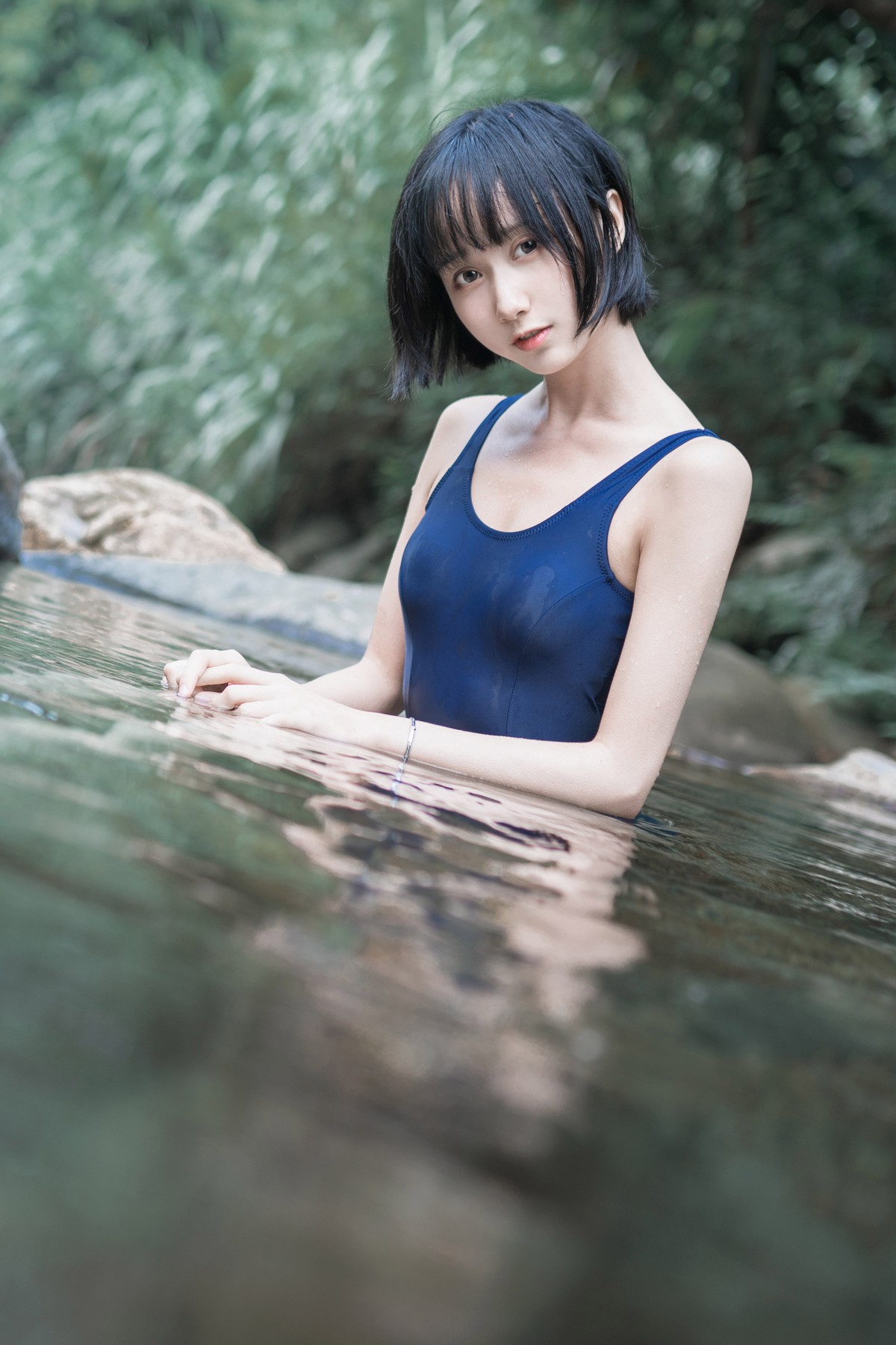 xgyw.top_萌系小姐姐木绵绵OwO水色溪边制服主题户外脱JK制服露死库水迷人诱惑写真51P