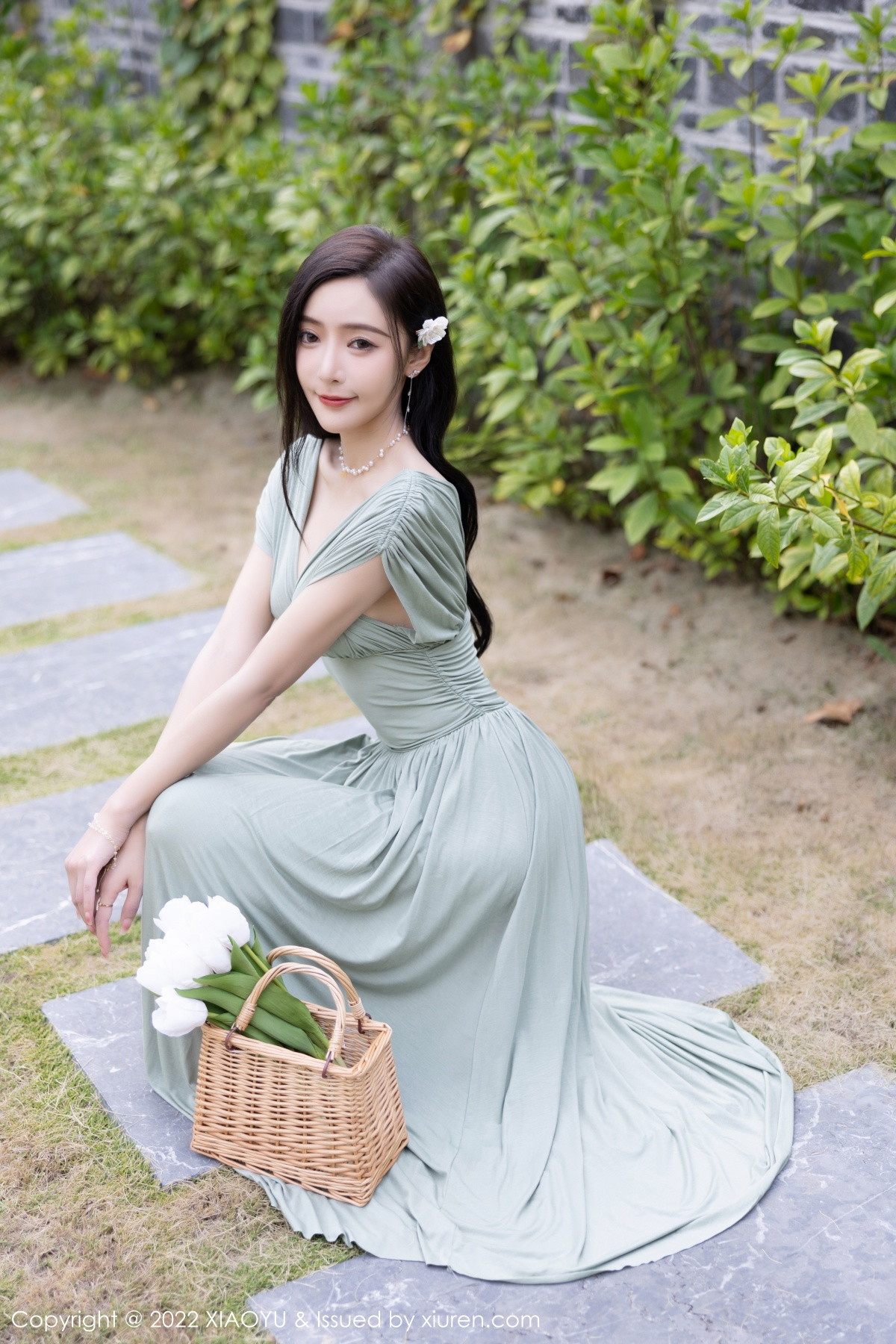 xgyw.top_[XiaoYu画语界]Vol.896_女神王馨瑶yanni杭州旅拍灰绿色连衣裙 白色比基尼迷人诱惑写真93P
