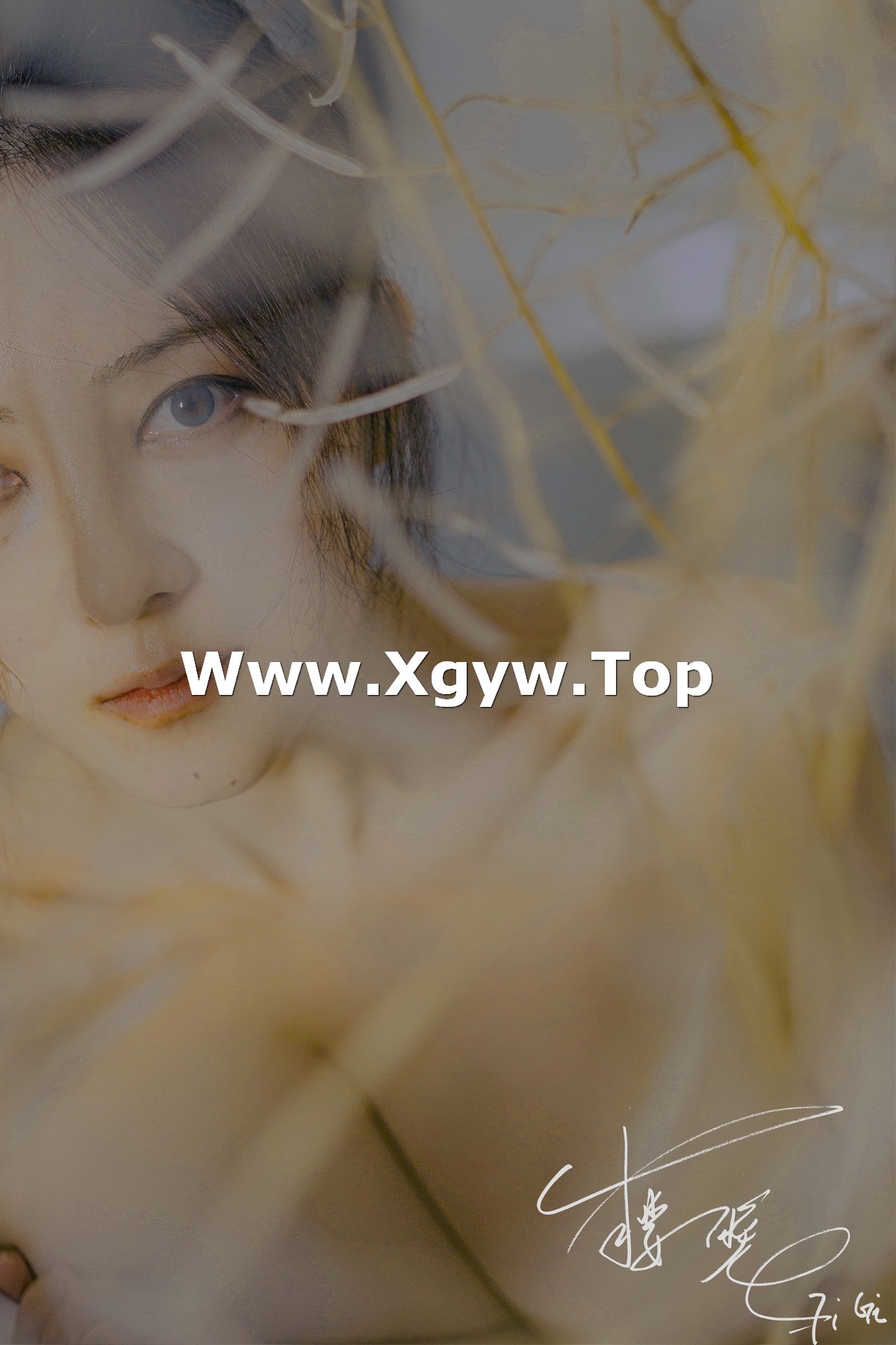 xgyw.top_网络红人樱晚GiGi清衣.池主题私房浴室大尺度全果露傲人豪乳极致诱惑写真25P