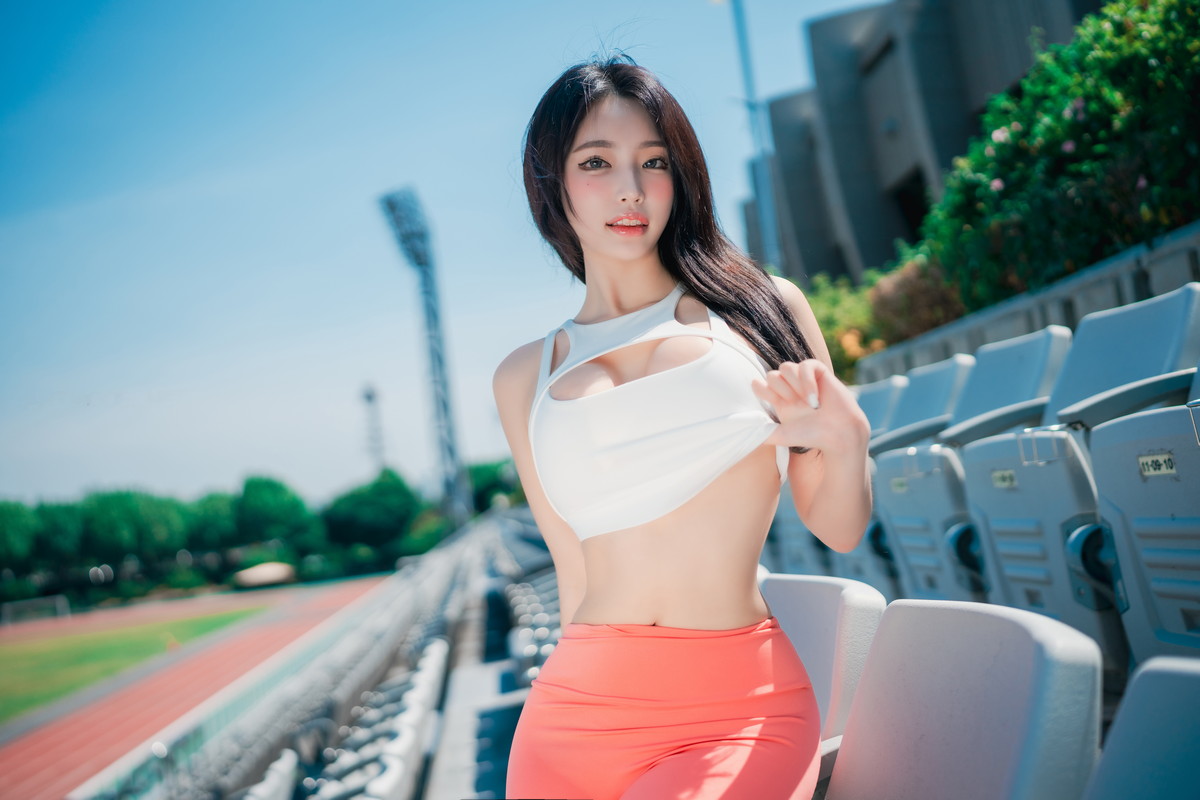 xgyw.top_[DJAWA]No.217_模特Linda_Loose and Tight Coral主题红色紧身裤秀惹火身材诱惑写真47P
