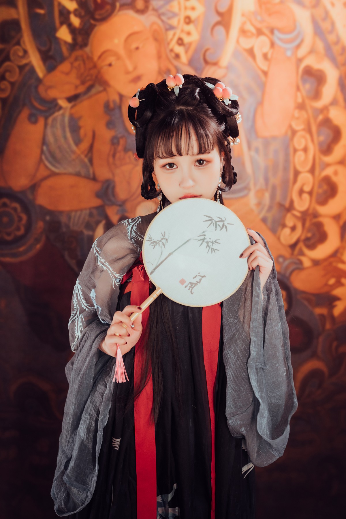 xgyw.top_网络美少女晕崽Zz小琵琶精主题私房日系古典风脱性感服饰露火辣身材诱惑写真100P