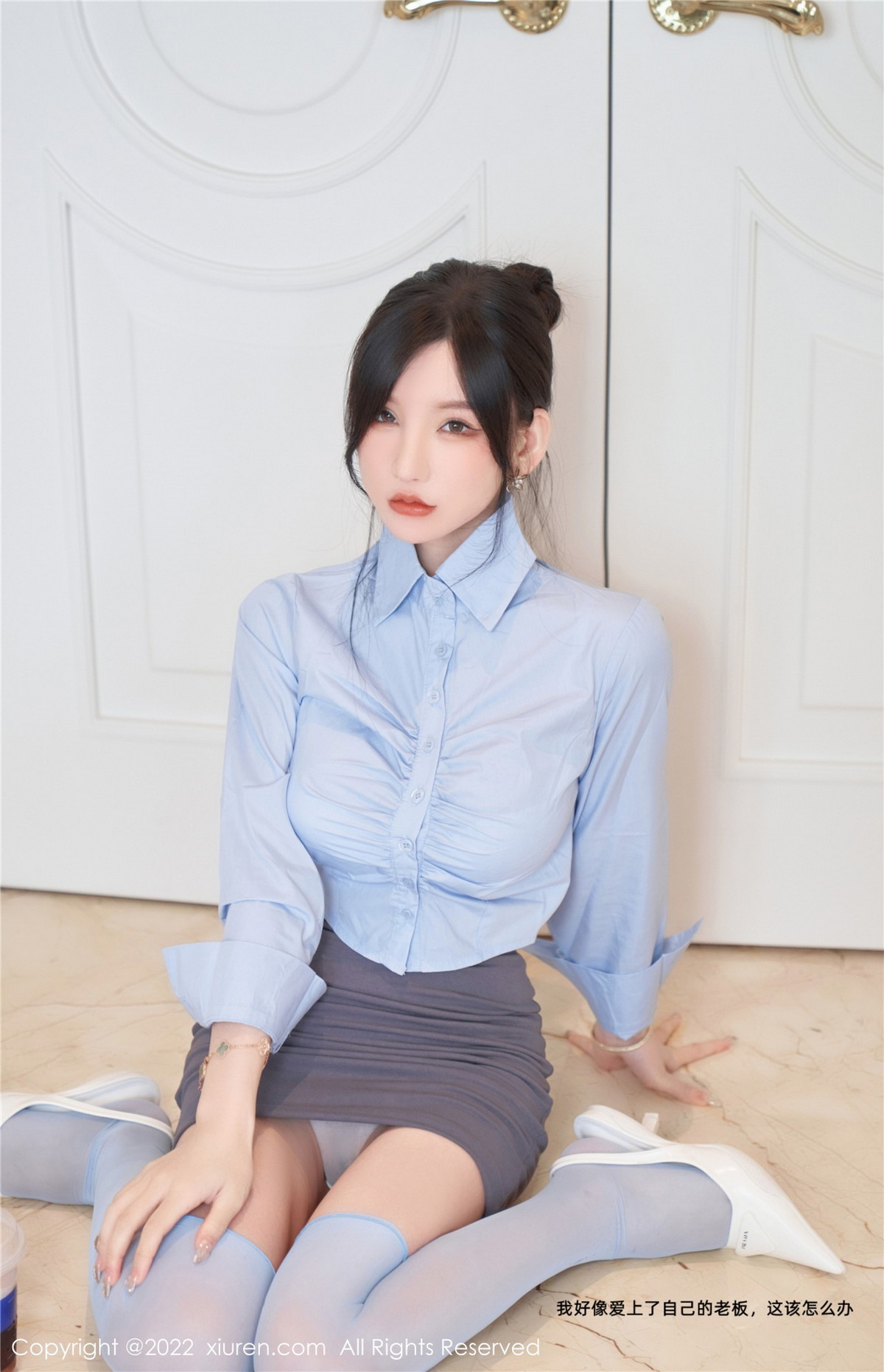 xgyw.top_XiuRen第5812期_女神周于希Sally性感衬衫配灰短裙露蕾丝内衣配超薄肉丝诱惑写真90P