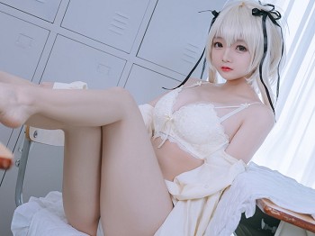 Cosplay青春美女日奈娇穹妹主题私人多套性感内衣系列秀完美身材迷人骚扰写真175P