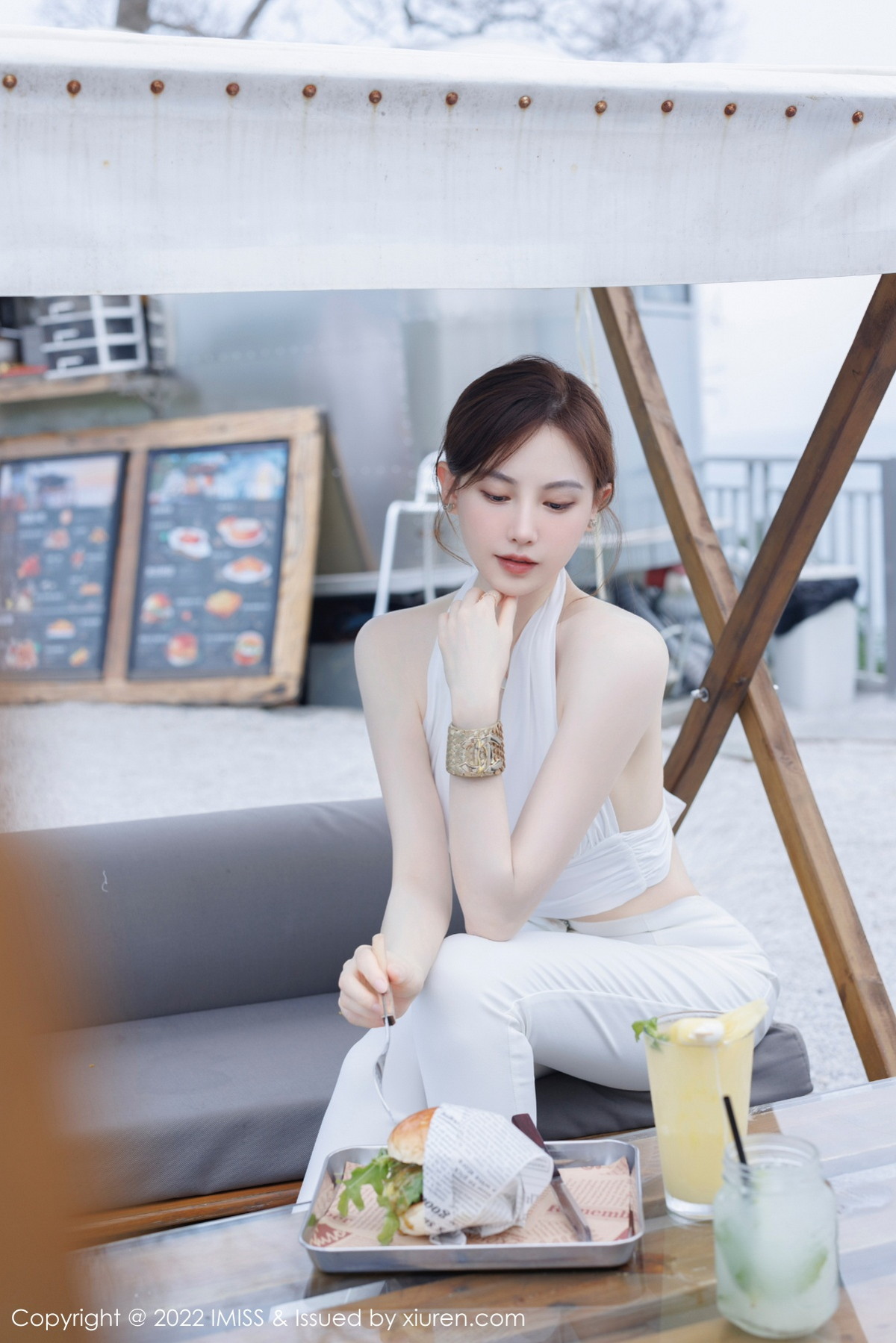 xgyw.top_[IMISS爱蜜社]Vol.706_气质女神Lynn刘奕宁户外场景性感白色长裙秀曼妙身材迷人写真41P