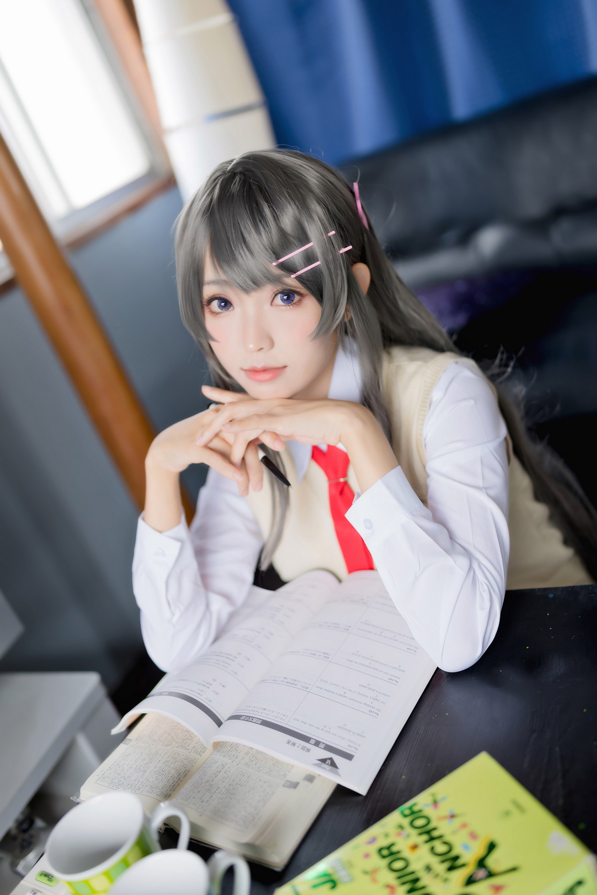 xgyw.top_Coser妹子Ely_eee麻衣学姊主题性感兔女郎装扮超薄黑丝秀翘臀美腿诱惑写真50P