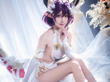 动漫博主阿包也是兔娘龙娘主题性感白色薄纱服饰秀完美身材白皙肌肤骚扰写真35P