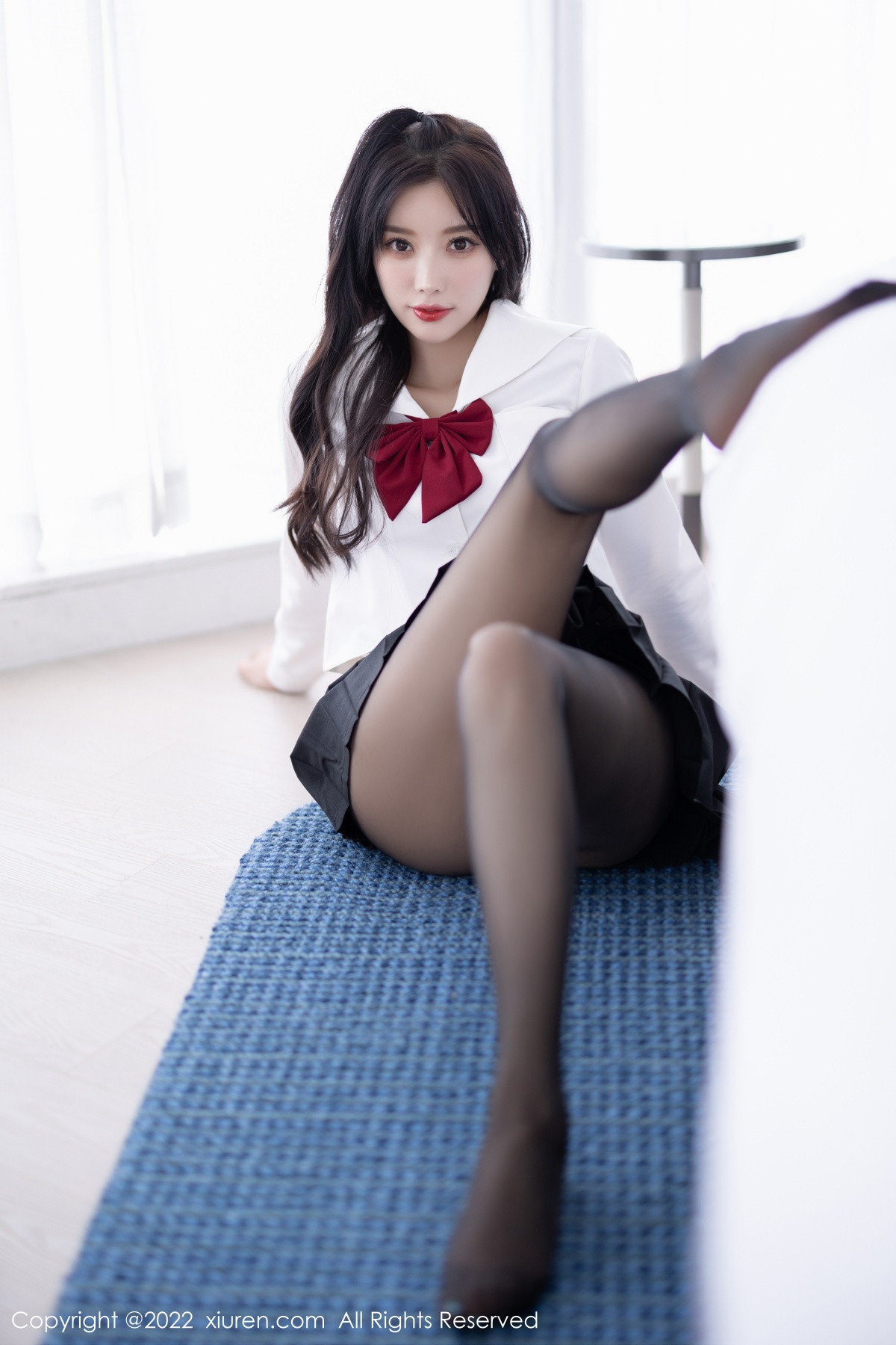 xgyw.top_XiuRen第5823期_女神杨晨晨Yome性感白T配黑色短裙露黑色内衣迷人诱惑写真94P