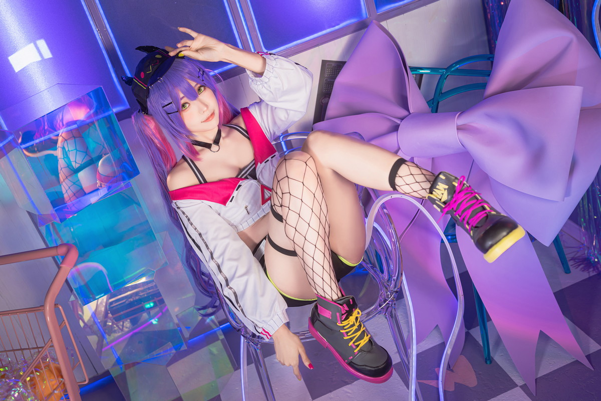 xgyw.top_Coser妹子Ely_eee-Towa Tokoyami主题两套性感服饰配黑丝网袜秀美腿诱惑写真39P