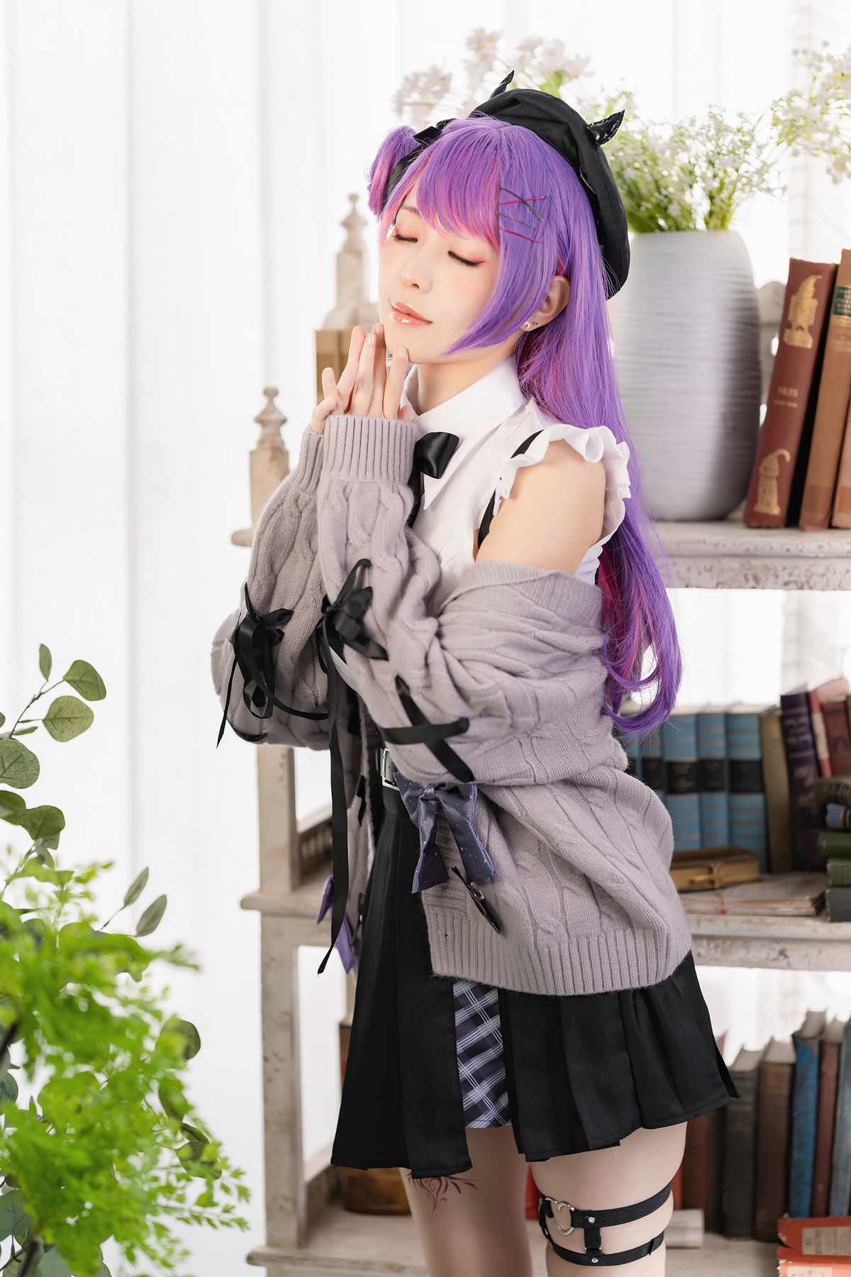 xgyw.top_Coser妹子Ely_eee-Towa Tokoyami主题两套性感服饰配黑丝网袜秀美腿诱惑写真39P