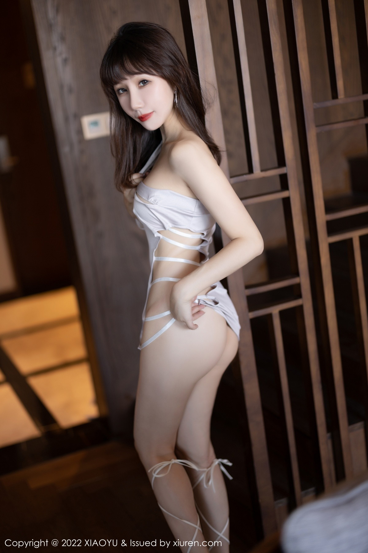 xgyw.top_[XiaoYu画语界]Vol.900_模特波巧酱浅紫色露肩连衣短裙配白色高跟秀曼妙身姿迷人写真81P
