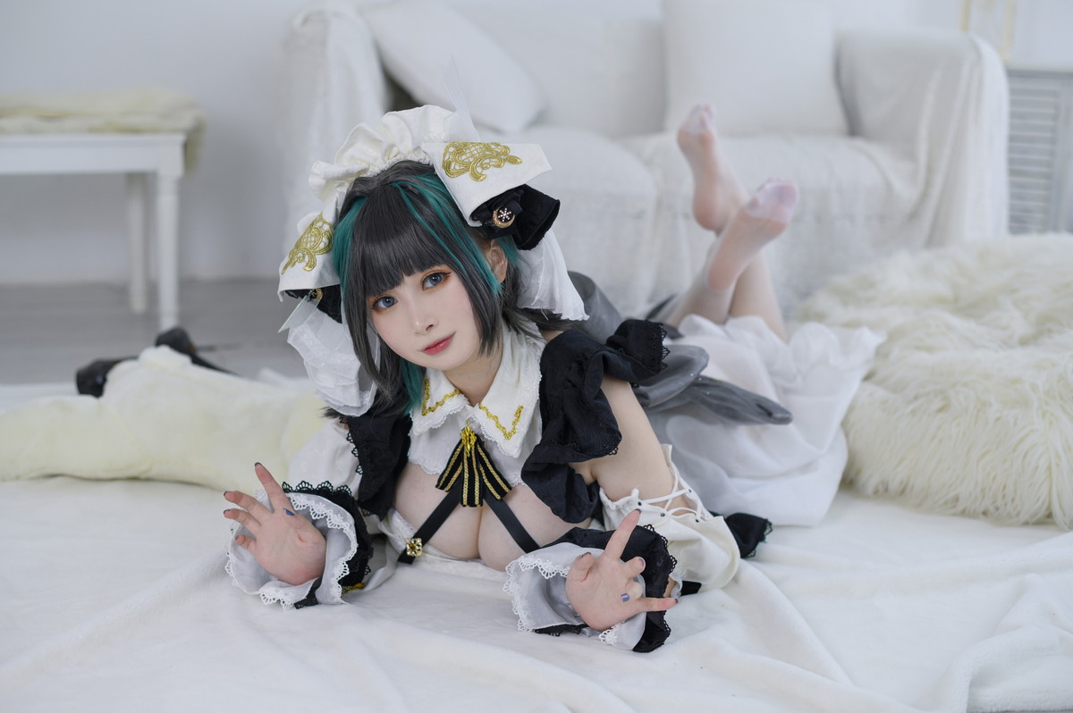 xgyw.top_二次元美少女PAKI酱柴郡主题性感露胸薄纱裙配白丝袜秀豪乳翘臀诱惑写真40P