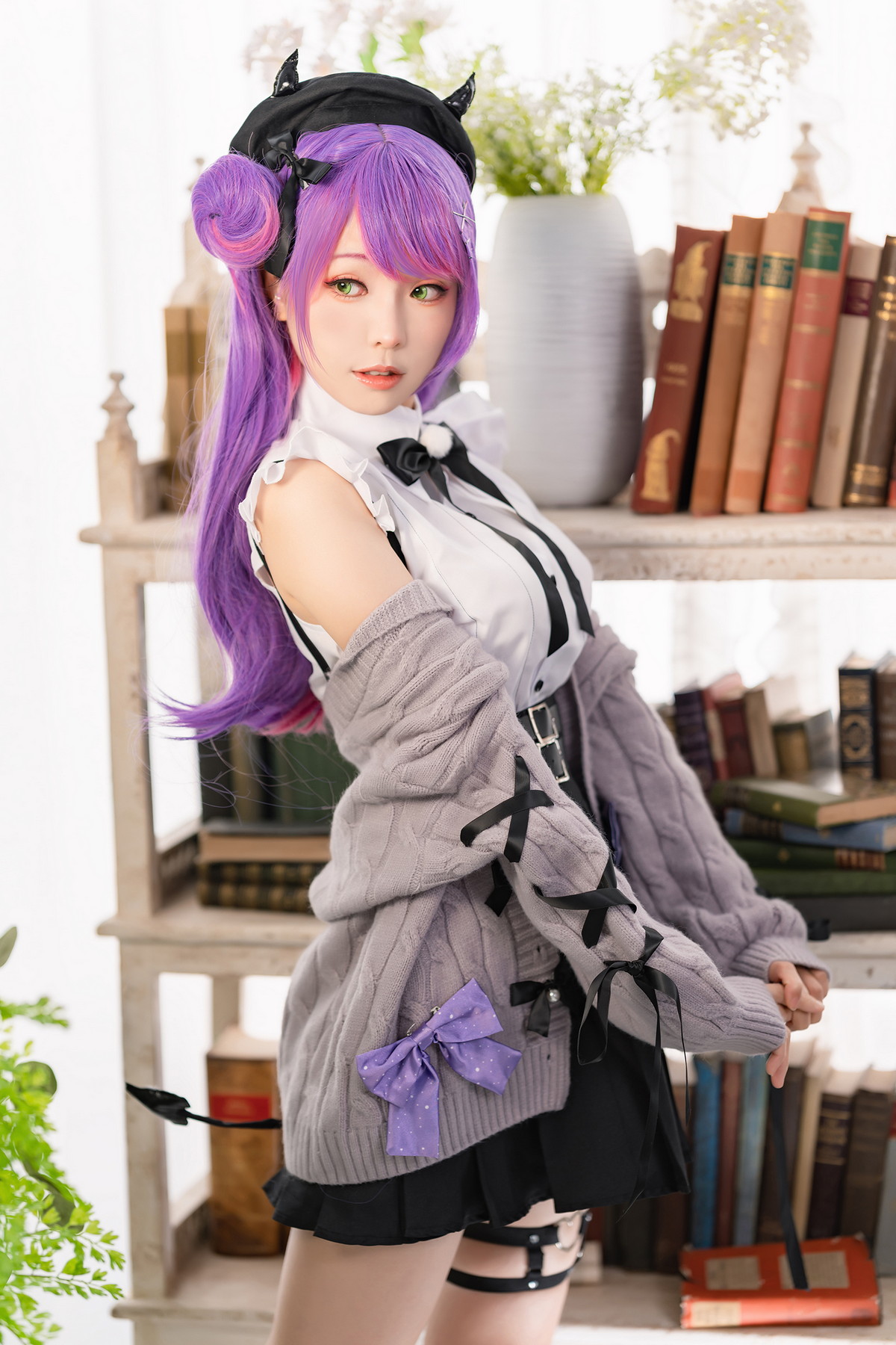 xgyw.top_Coser妹子Ely_eee-Towa Tokoyami主题两套性感服饰配黑丝网袜秀美腿诱惑写真39P