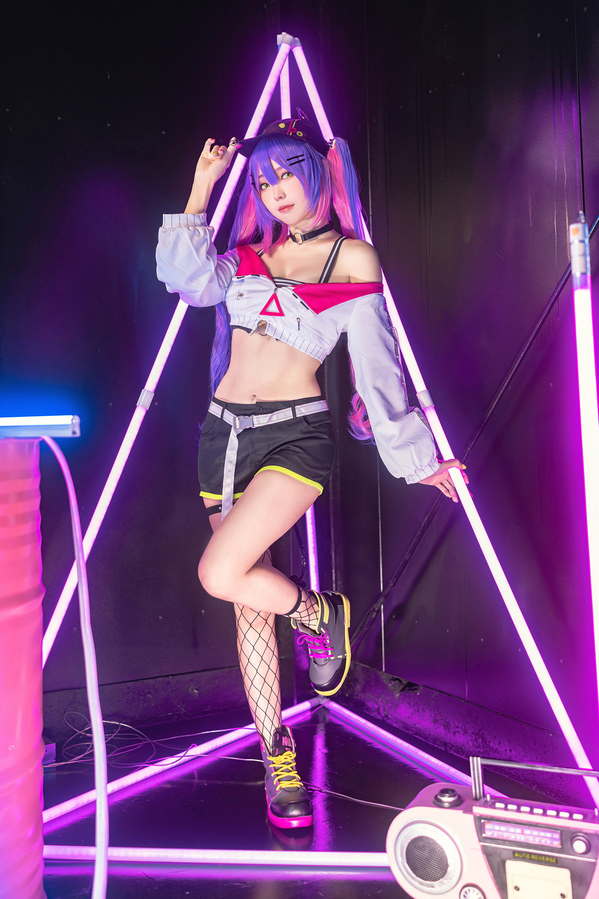 xgyw.top_Coser妹子Ely_eee-Towa Tokoyami主题两套性感服饰配黑丝网袜秀美腿诱惑写真39P
