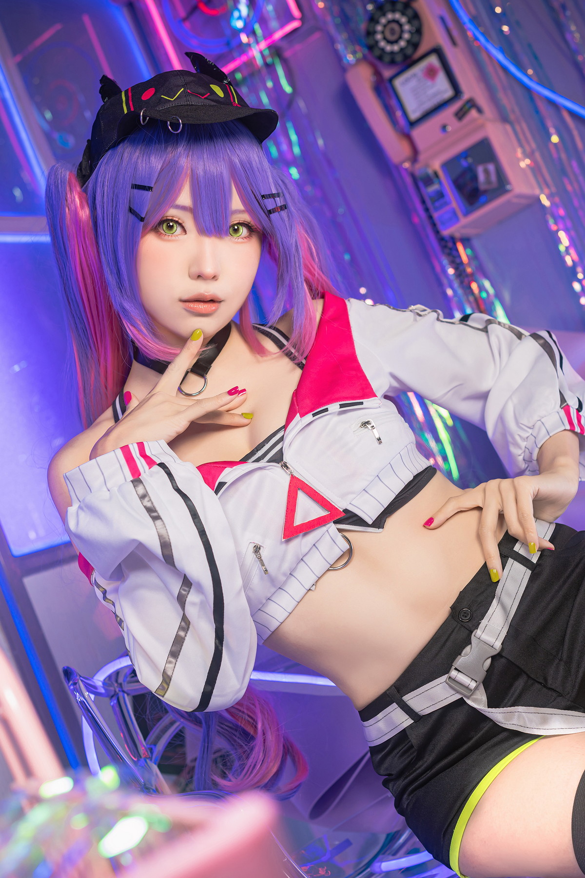 xgyw.top_Coser妹子Ely_eee-Towa Tokoyami主题两套性感服饰配黑丝网袜秀美腿诱惑写真39P