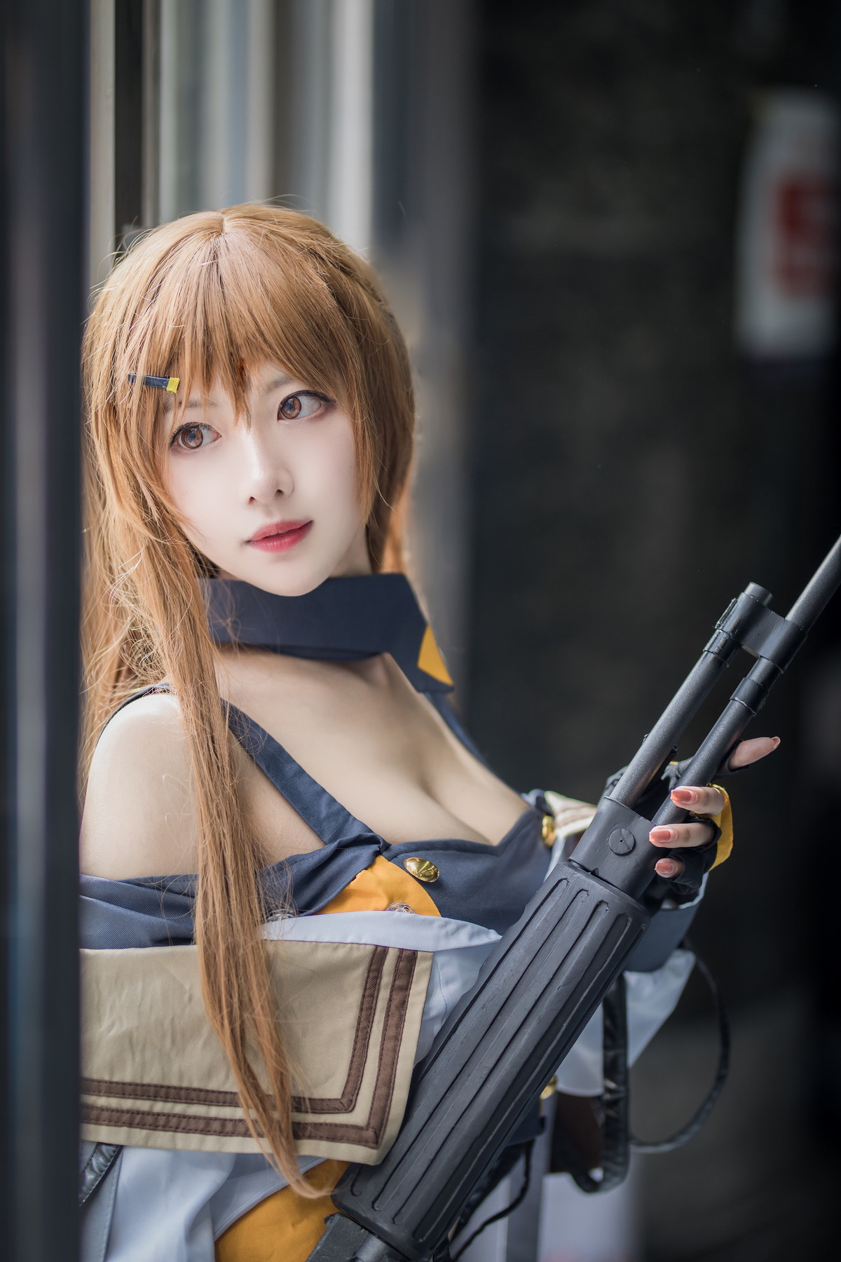 xgyw.top_网络美女Shika小鹿鹿K2主题户外美少女战士装扮超薄黑丝秀美腿诱惑写真25P