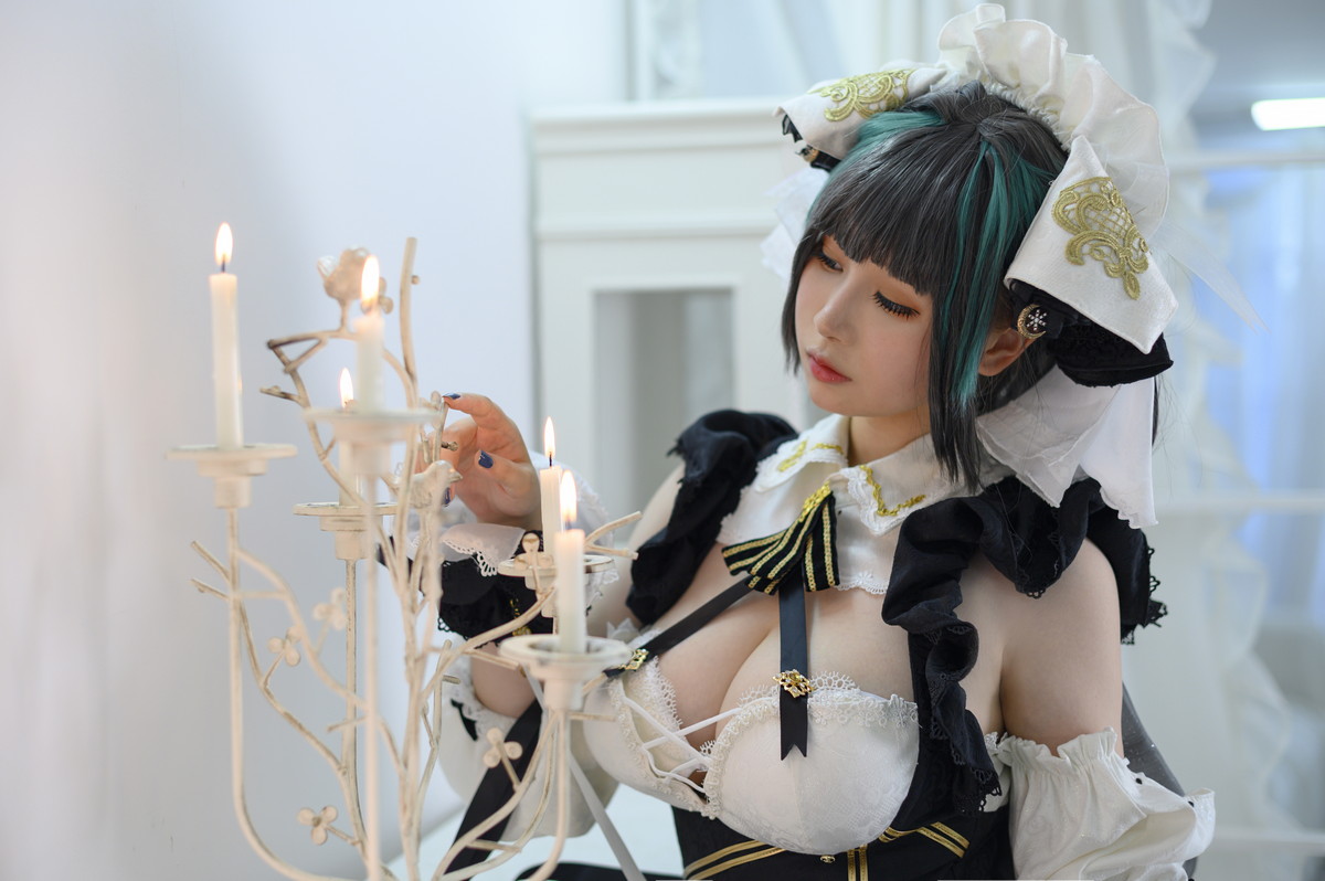 xgyw.top_二次元美少女PAKI酱柴郡主题性感露胸薄纱裙配白丝袜秀豪乳翘臀诱惑写真40P