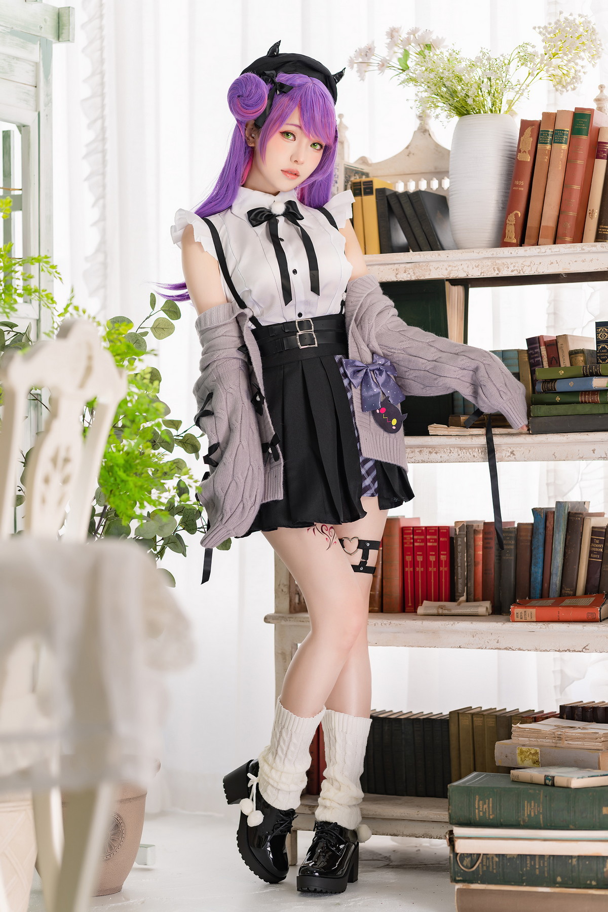 xgyw.top_Coser妹子Ely_eee-Towa Tokoyami主题两套性感服饰配黑丝网袜秀美腿诱惑写真39P