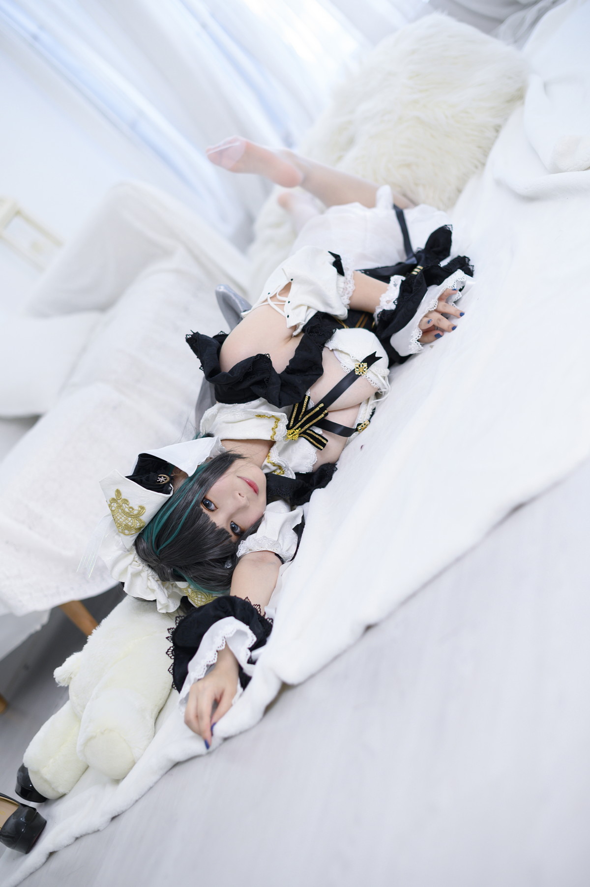 xgyw.top_二次元美少女PAKI酱柴郡主题性感露胸薄纱裙配白丝袜秀豪乳翘臀诱惑写真40P