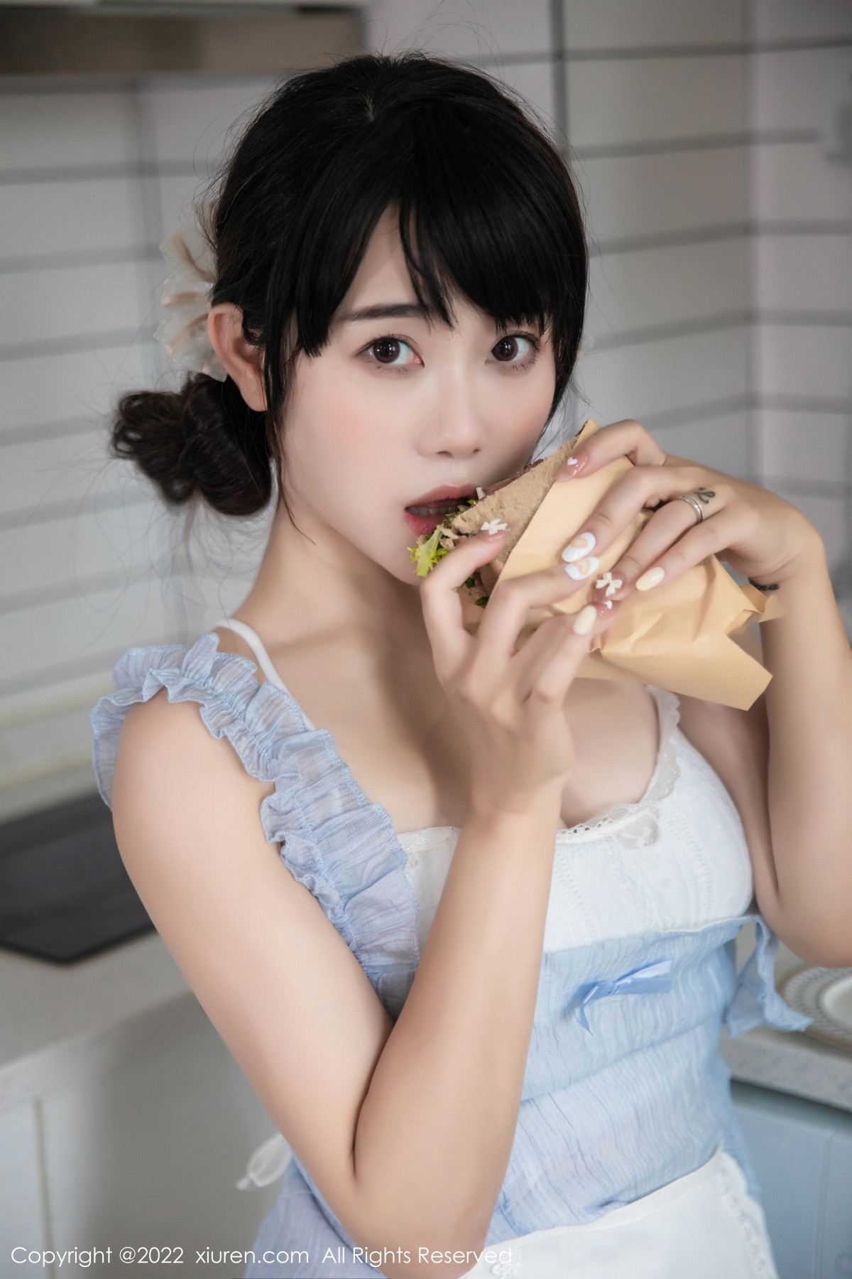 xgyw.top_XiuRen第5834期_模特严利娅Yuliya私房性感浅蓝色女仆服饰秀翘臀美腿诱惑写真53P