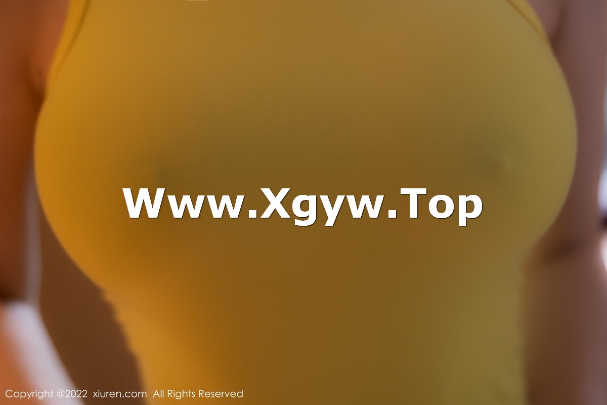 xgyw.top_XiuRen第5843期_模特顾乔楠Cora性感黄色短款上衣配灰短裙秀丰腴身姿诱惑写真80P