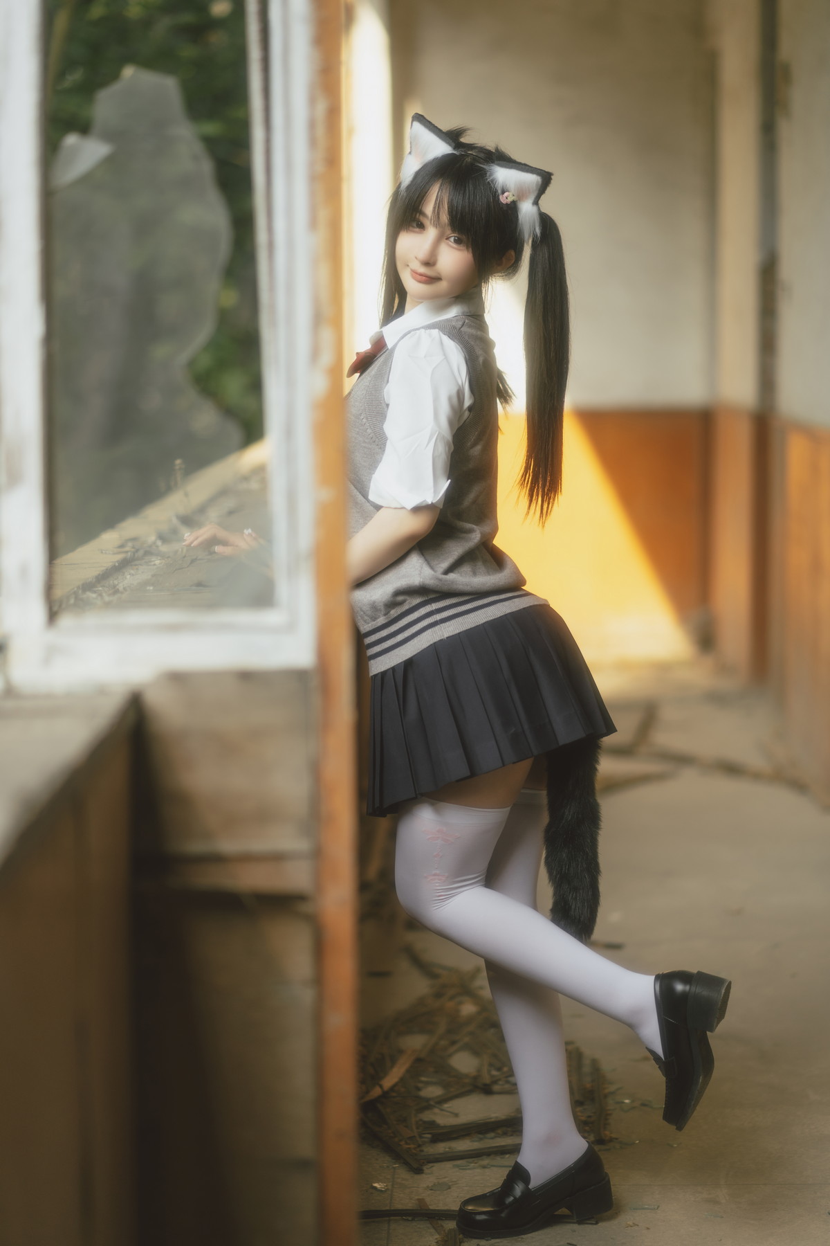 xgyw.top_网络美女桜井宁宁废墟JK主题户外脱性感JK制服露傲人豪乳遮点极致诱惑写真74P