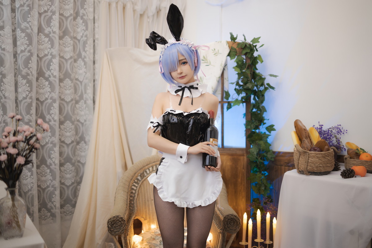 xgyw.top_网络美女桜井宁宁蕾姆兔女郎主题黑色皮质连体衣配黑丝网袜秀美腿诱惑写真34P