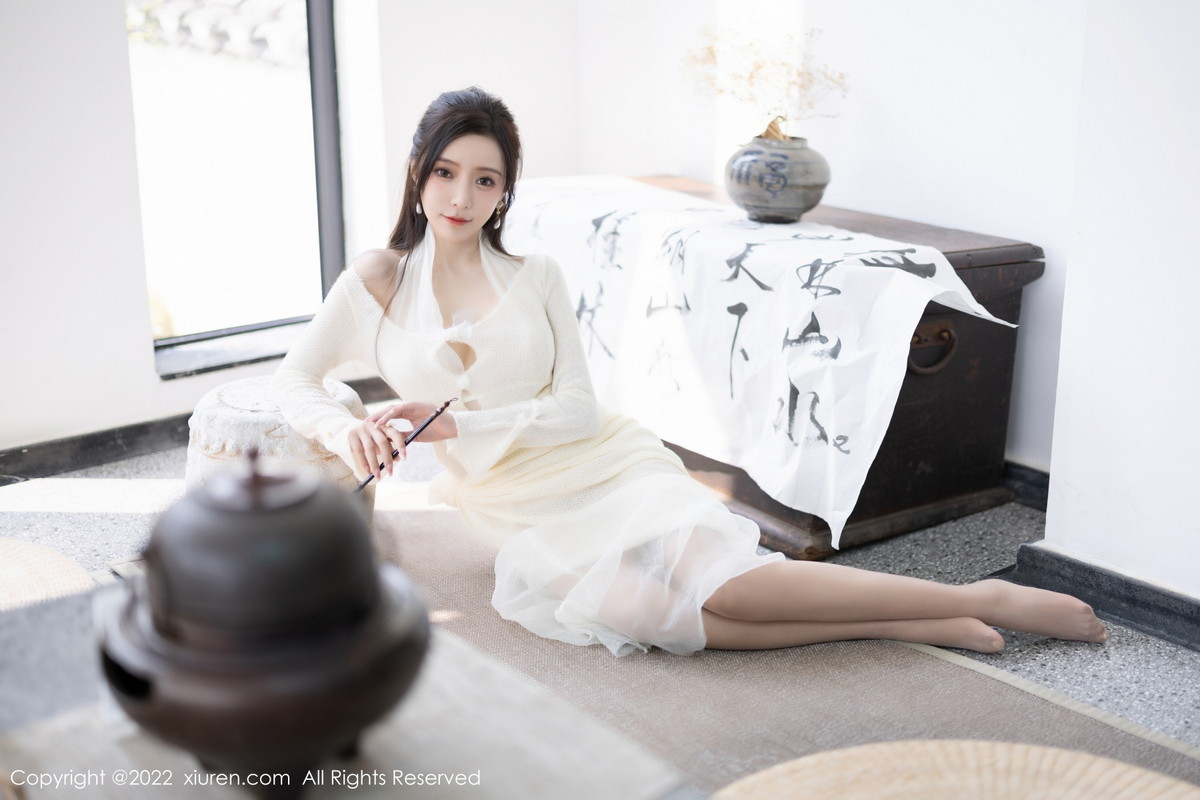 xgyw.top_XiuRen第5846期_女神王馨瑶yanni性感白色连衣裙配超薄肉丝秀翘臀美腿诱惑写真87P