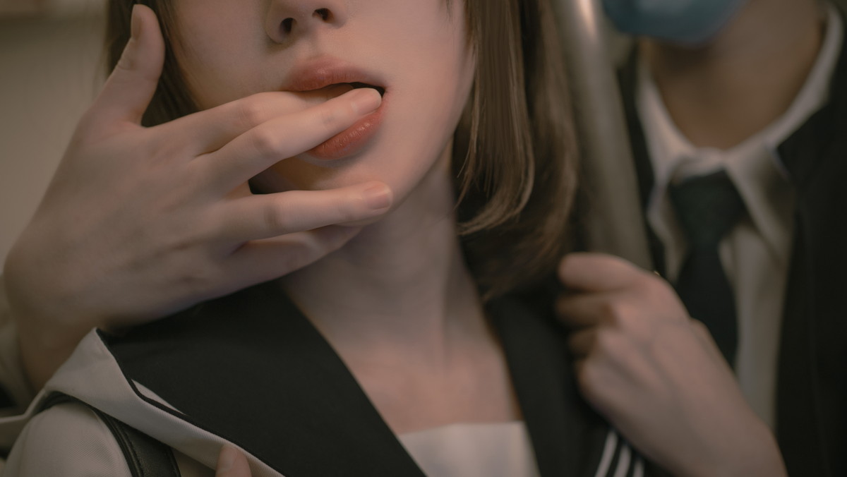 xgyw.top_网络美女西园寺南歌电车物语主题电车性侵主题半脱内衣撩人姿势惹火诱惑写真145P