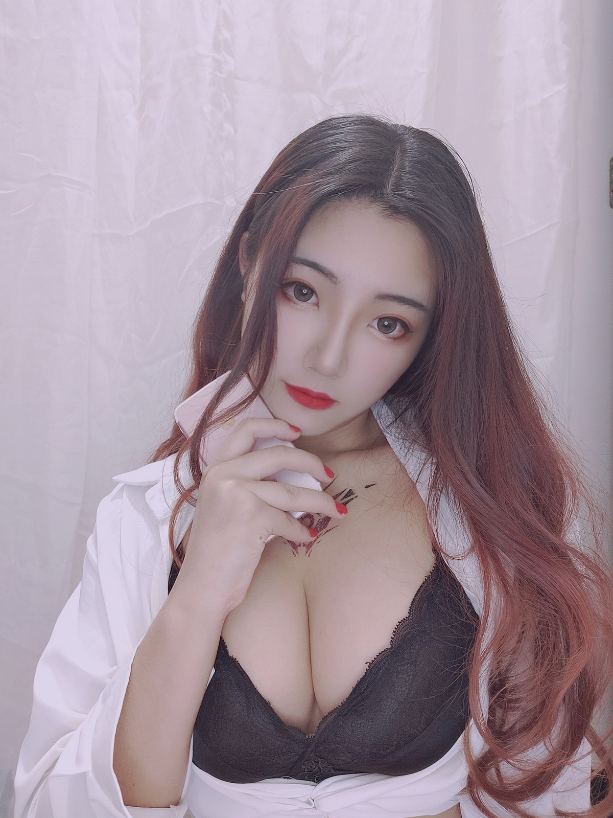 xgyw.top_性感御姐是妃诺呀w-OL制服主题私房性感白T配黑短裙露超薄肉丝撩人诱惑写真104P