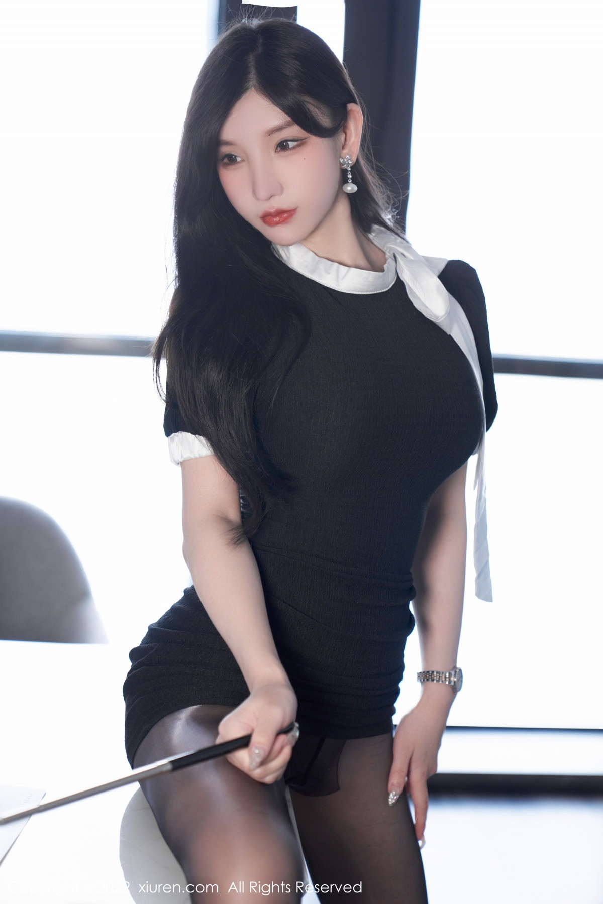 xgyw.top_XiuRen第5848期_女神周于希Sally私房性感蓝色蕾丝内衣配超薄闪亮黑丝魅惑写真102P