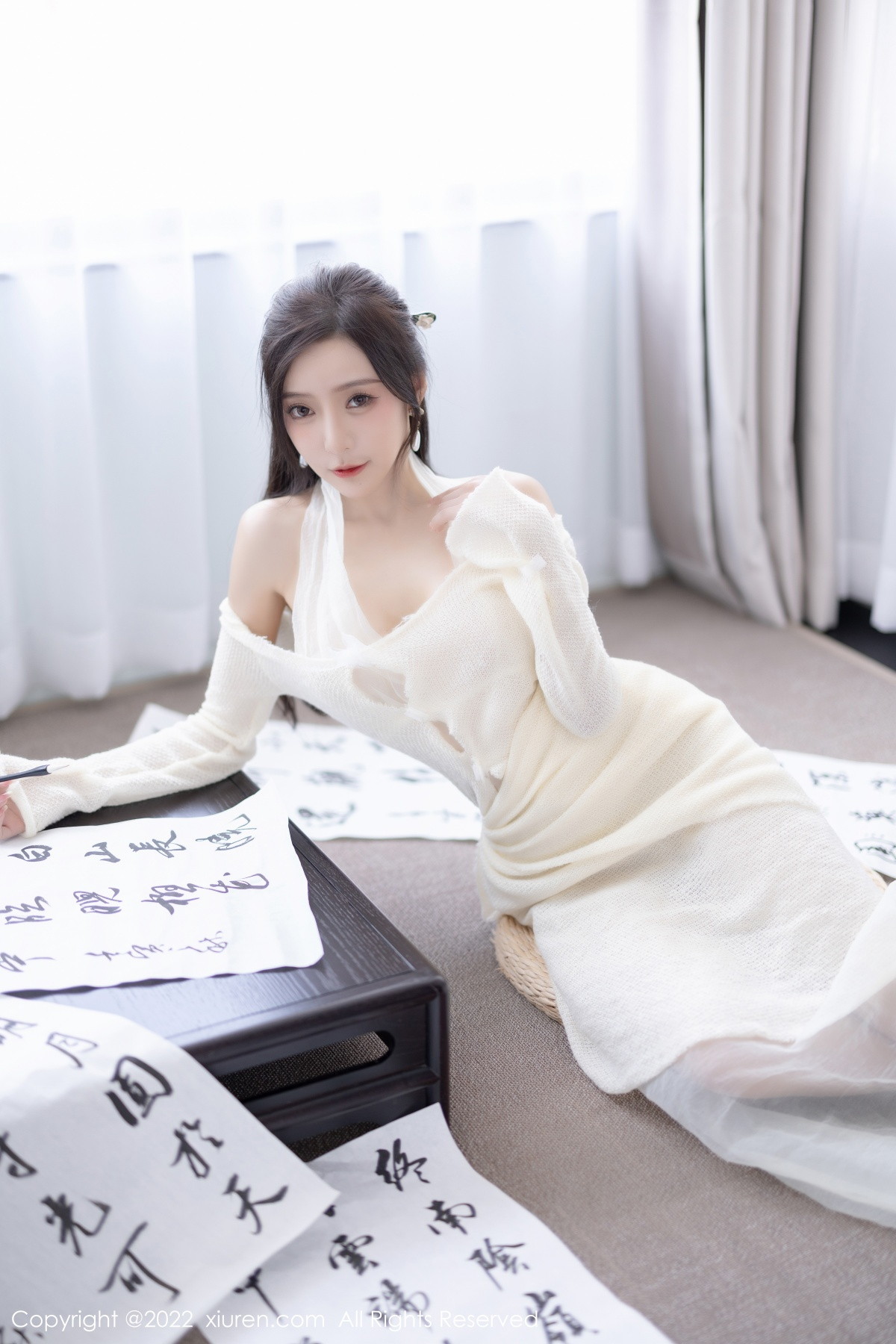 xgyw.top_XiuRen第5846期_女神王馨瑶yanni性感白色连衣裙配超薄肉丝秀翘臀美腿诱惑写真87P