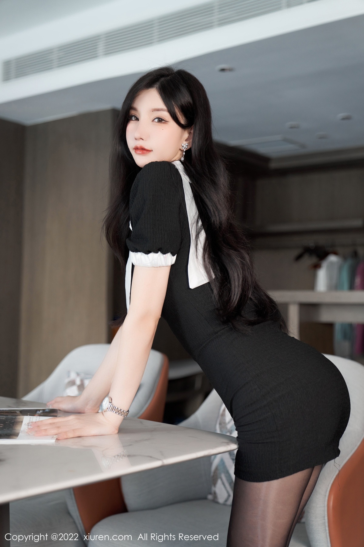 xgyw.top_XiuRen第5848期_女神周于希Sally私房性感蓝色蕾丝内衣配超薄闪亮黑丝魅惑写真102P