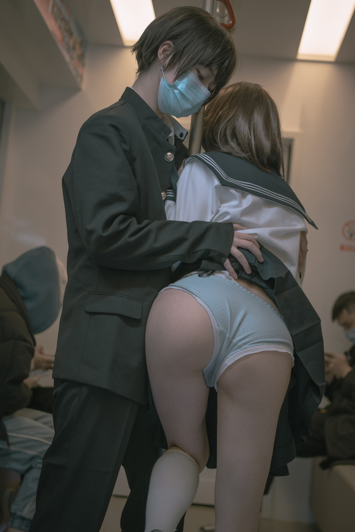 xgyw.top_网络美女西园寺南歌电车物语主题电车性侵主题半脱内衣撩人姿势惹火诱惑写真145P