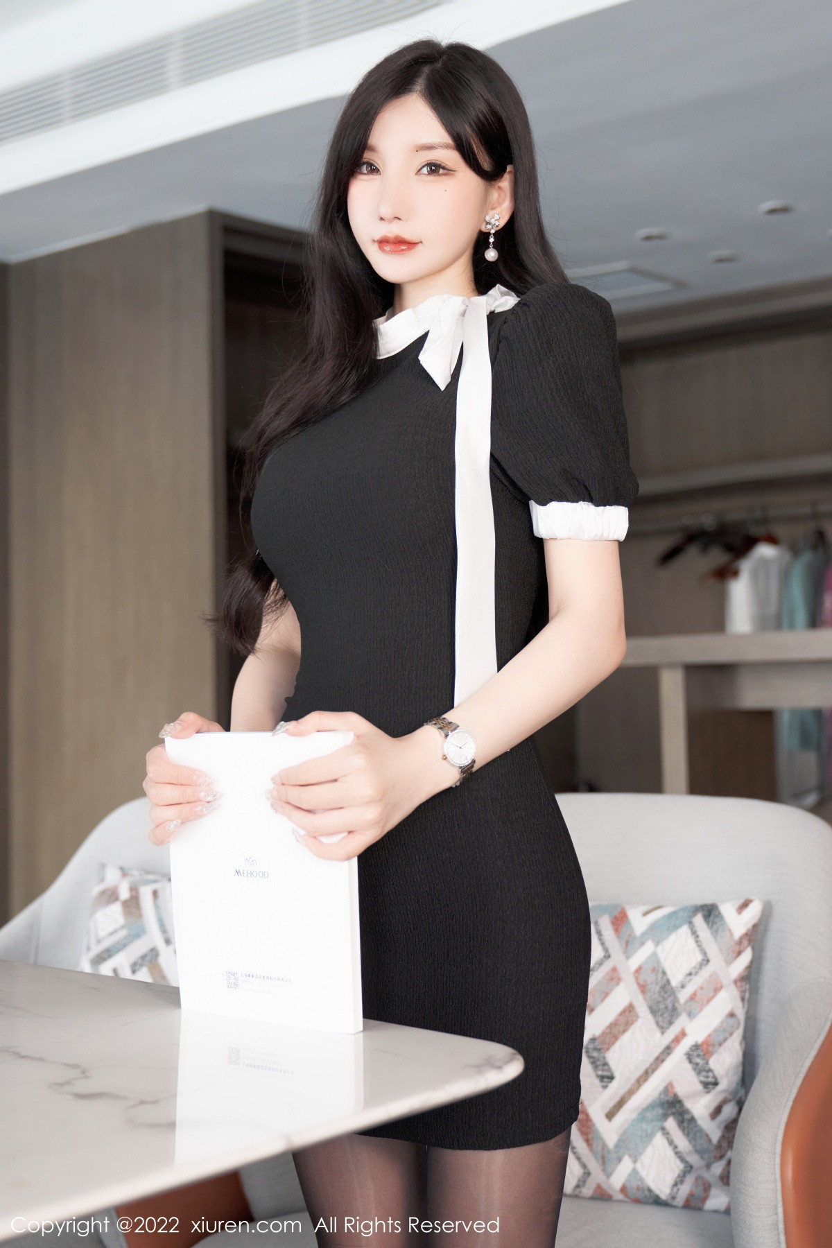 xgyw.top_XiuRen第5848期_女神周于希Sally私房性感蓝色蕾丝内衣配超薄闪亮黑丝魅惑写真102P