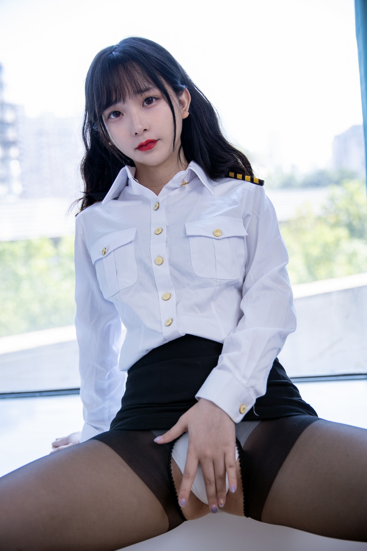 xgyw.top_网络美女豪歌海军授课的诱惑主题性感制服半脱露开档黑丝秀翘臀美腿诱惑写真40P