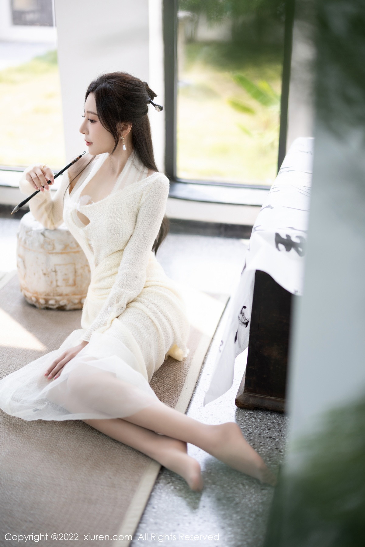 xgyw.top_XiuRen第5846期_女神王馨瑶yanni性感白色连衣裙配超薄肉丝秀翘臀美腿诱惑写真87P