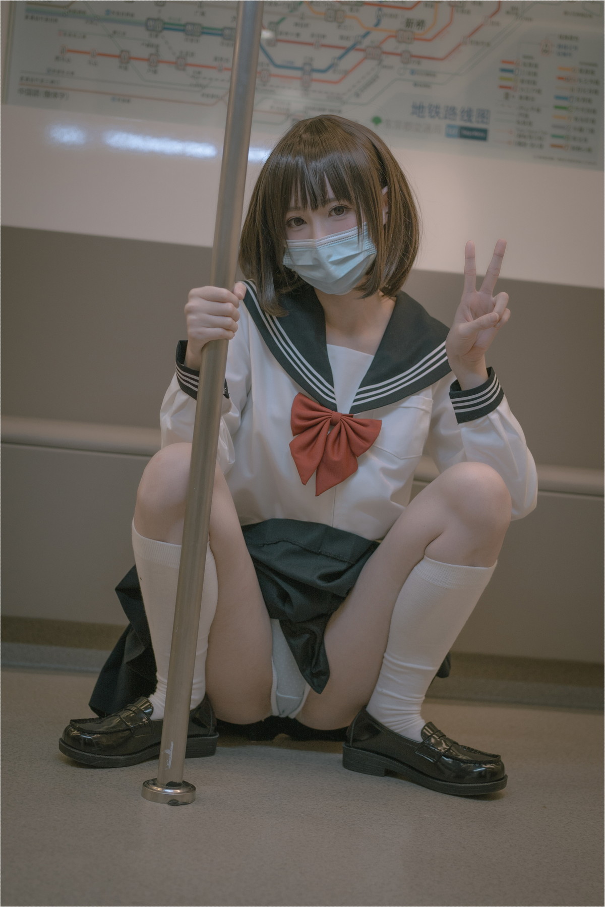xgyw.top_网络美女西园寺南歌电车物语主题电车性侵主题半脱内衣撩人姿势惹火诱惑写真145P