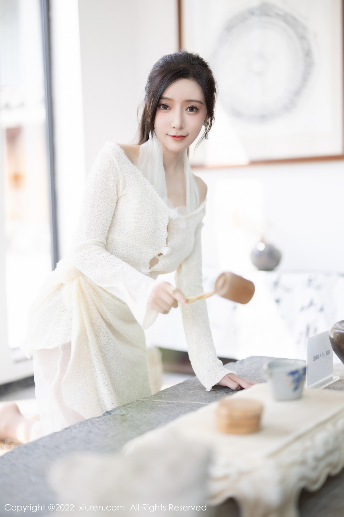 xgyw.top_XiuRen第5846期_女神王馨瑶yanni性感白色连衣裙配超薄肉丝秀翘臀美腿诱惑写真87P