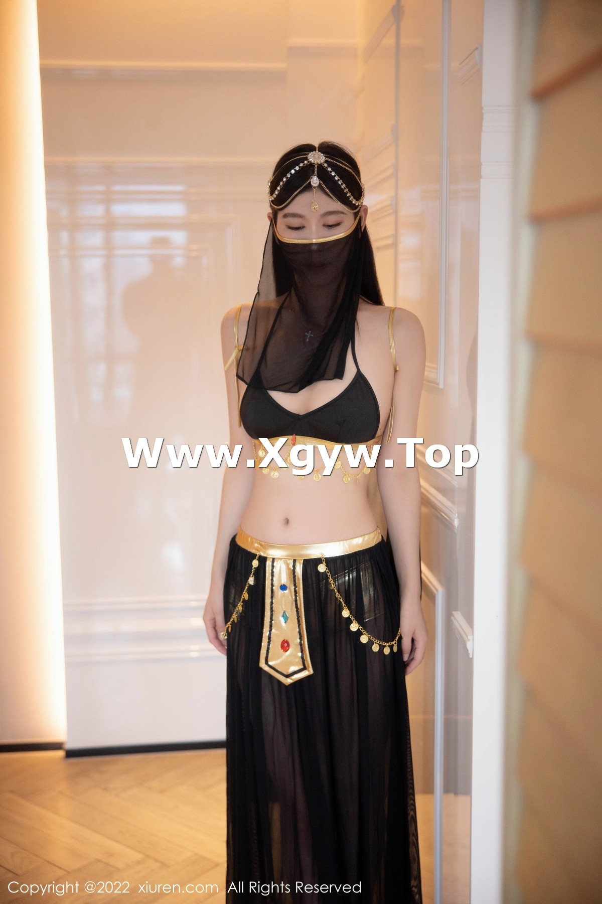 xgyw.top_XiuRen第5849期_模特李雅柔西域风情主题黑色薄纱遮面露性感内衣迷人诱惑写真65P