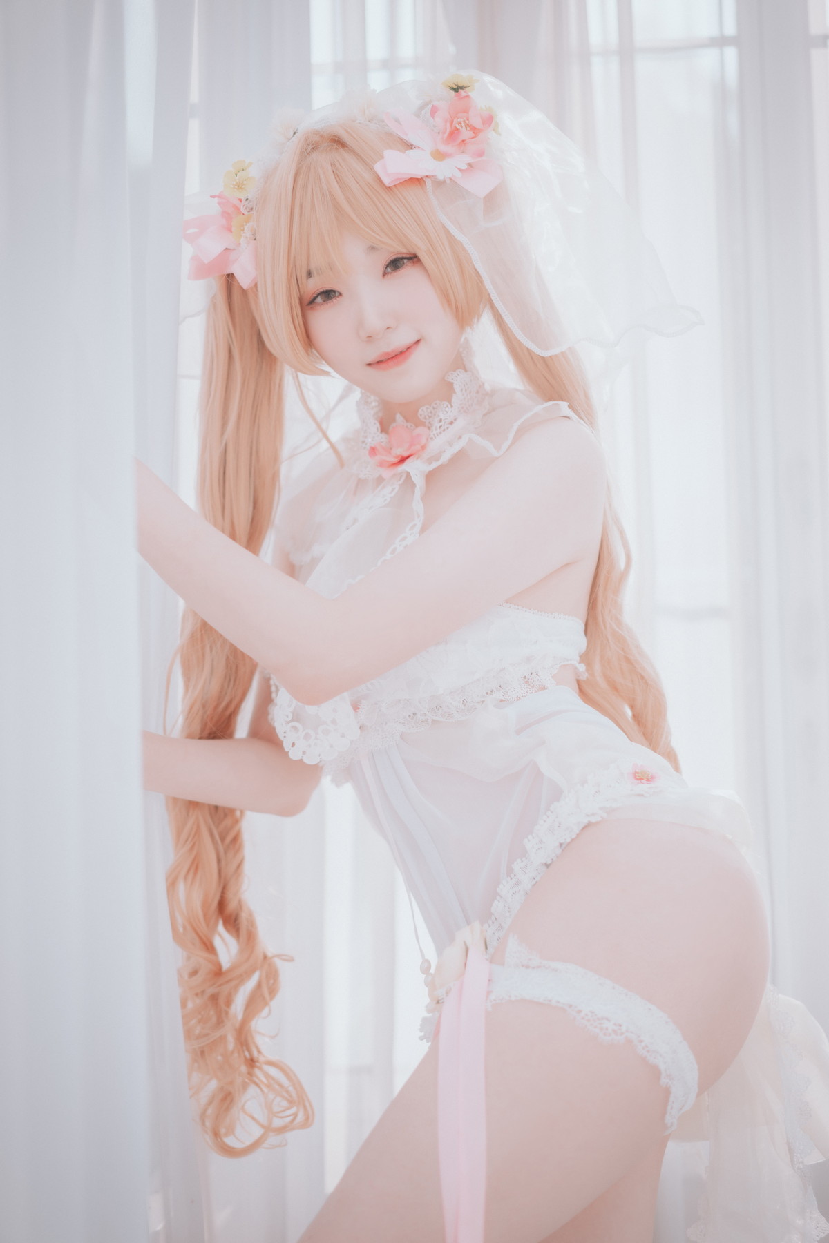 xgyw.top_[DJAWA]No.224_模特Bambi_God Mother Heket主题性感粉白色情趣服秀火辣身材诱惑写真201P