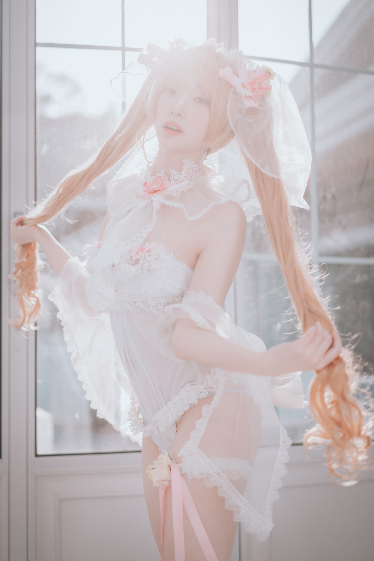 xgyw.top_[DJAWA]No.224_模特Bambi_God Mother Heket主题性感粉白色情趣服秀火辣身材诱惑写真201P