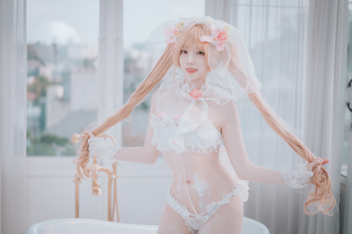 xgyw.top_[DJAWA]No.224_模特Bambi_God Mother Heket主题性感粉白色情趣服秀火辣身材诱惑写真201P