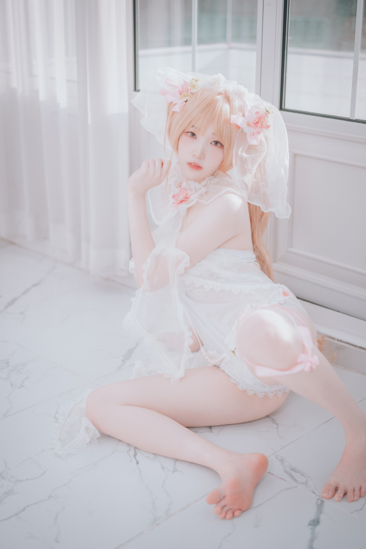 xgyw.top_[DJAWA]No.224_模特Bambi_God Mother Heket主题性感粉白色情趣服秀火辣身材诱惑写真201P